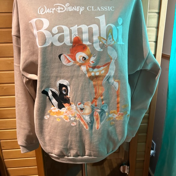 BNWT WALT DISNEYl CLASSIC TEE - Picture 4 of 7